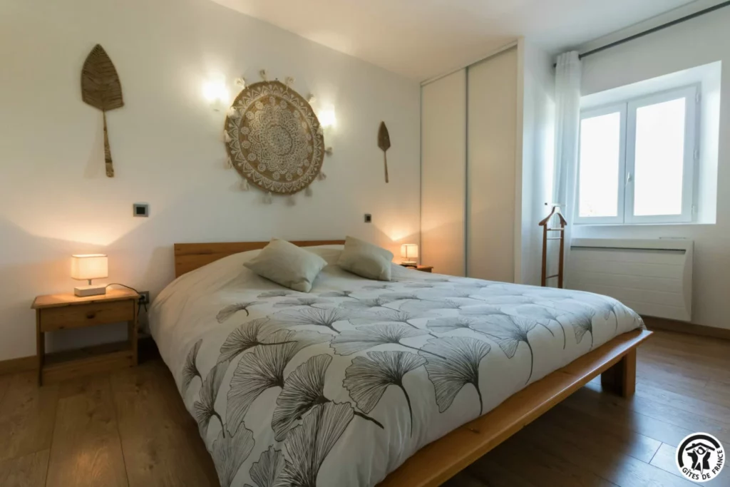 chambre gite du moulin avec piscine et spa
