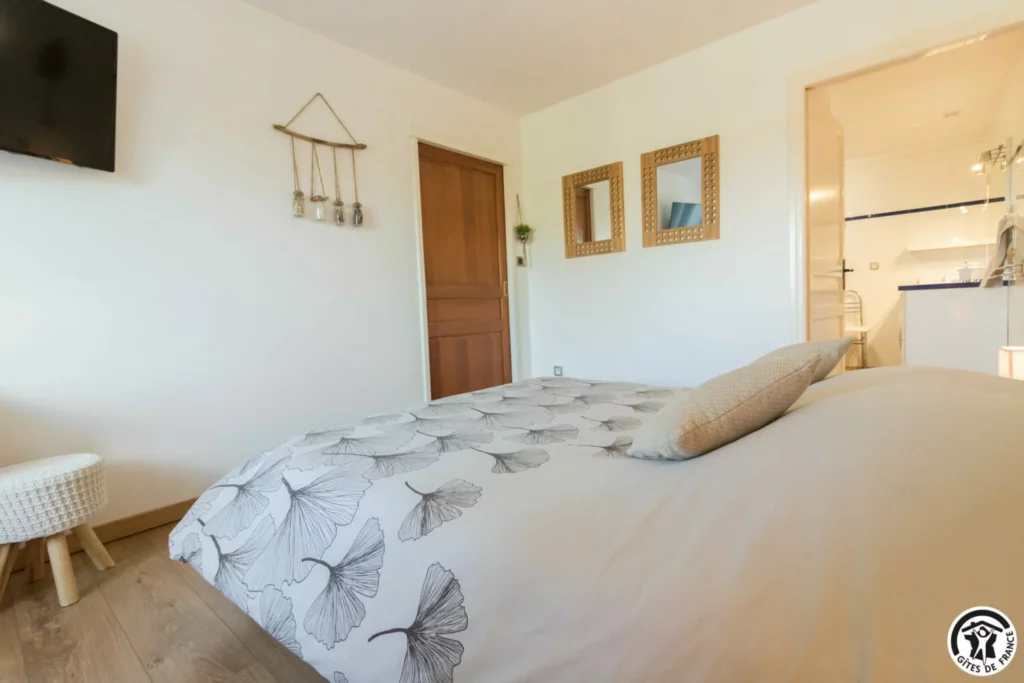chambre gite du moulin avec piscine et spa