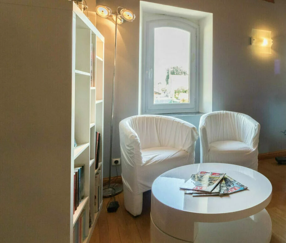 salon privatif bibliotheque chambres d'hotes du moulin