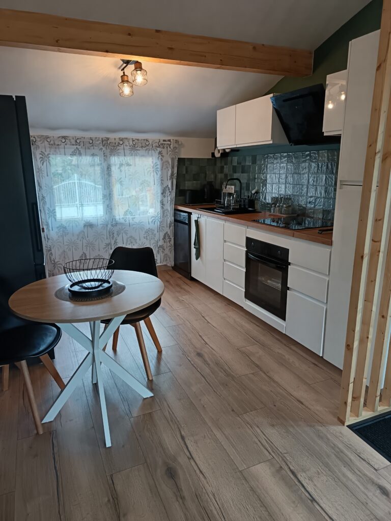 gites du moulin cuisine équipée le cozy